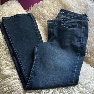 Dark Blue Curvy Bootcut Jeans size 6
